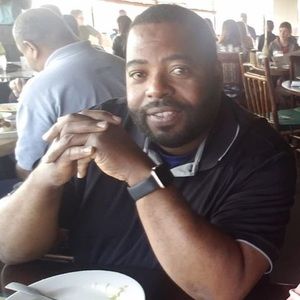 Meet your Posher, Kenneth